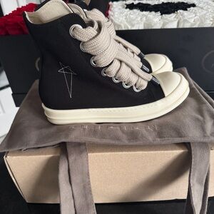 Rick Owens jumbo laces